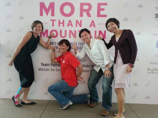 Hong Kong Trail Walker Team (2013) will be leaving for Hong Kong on 14 Nov. Nice to prepare ourselves for more photo taking together :D 