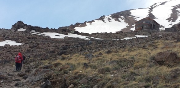 The mountain hut at 4250m (Barghahe Sevom)